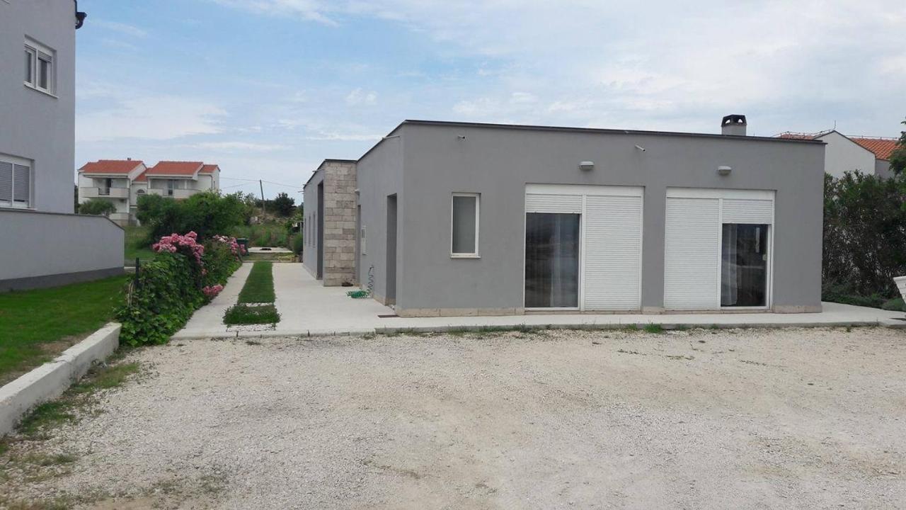 Apartments With A Parking Space Nin, Zadar - 13571 ภายนอก รูปภาพ